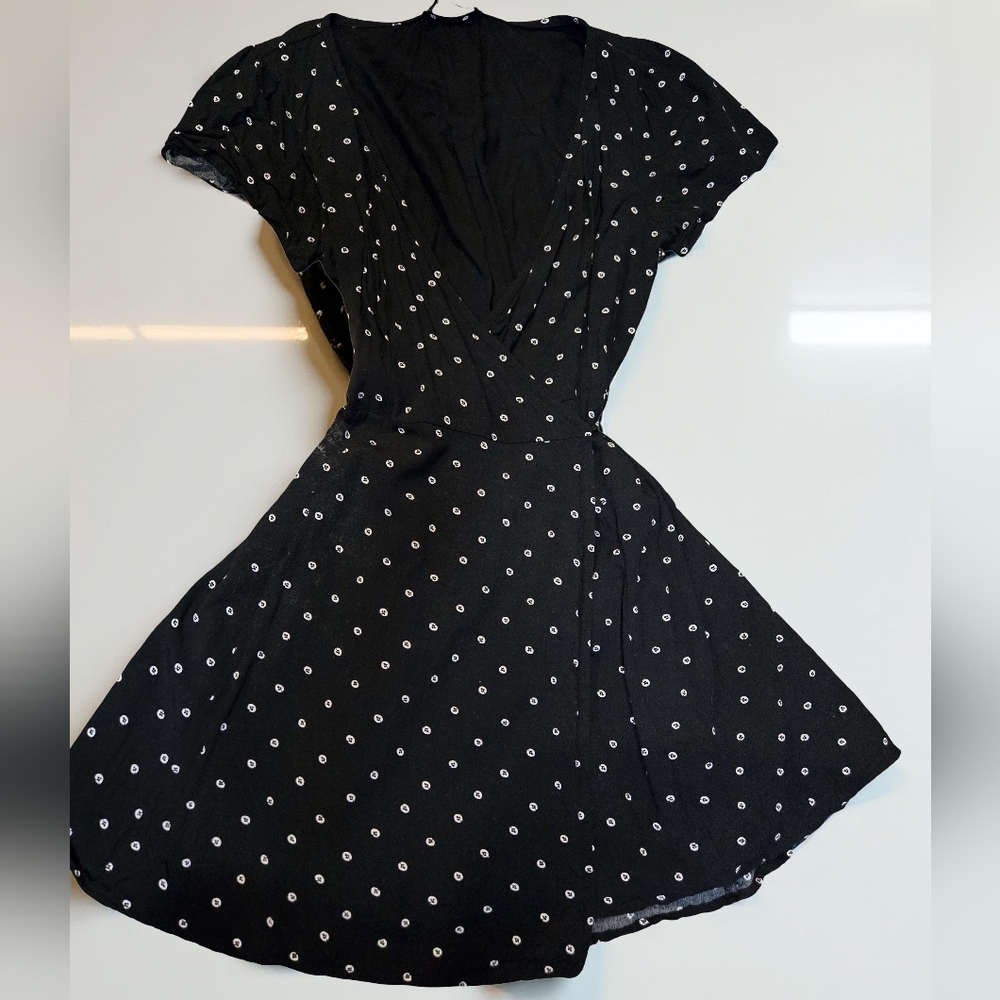 Abercrombie & Fitch Black and White Mini Dress